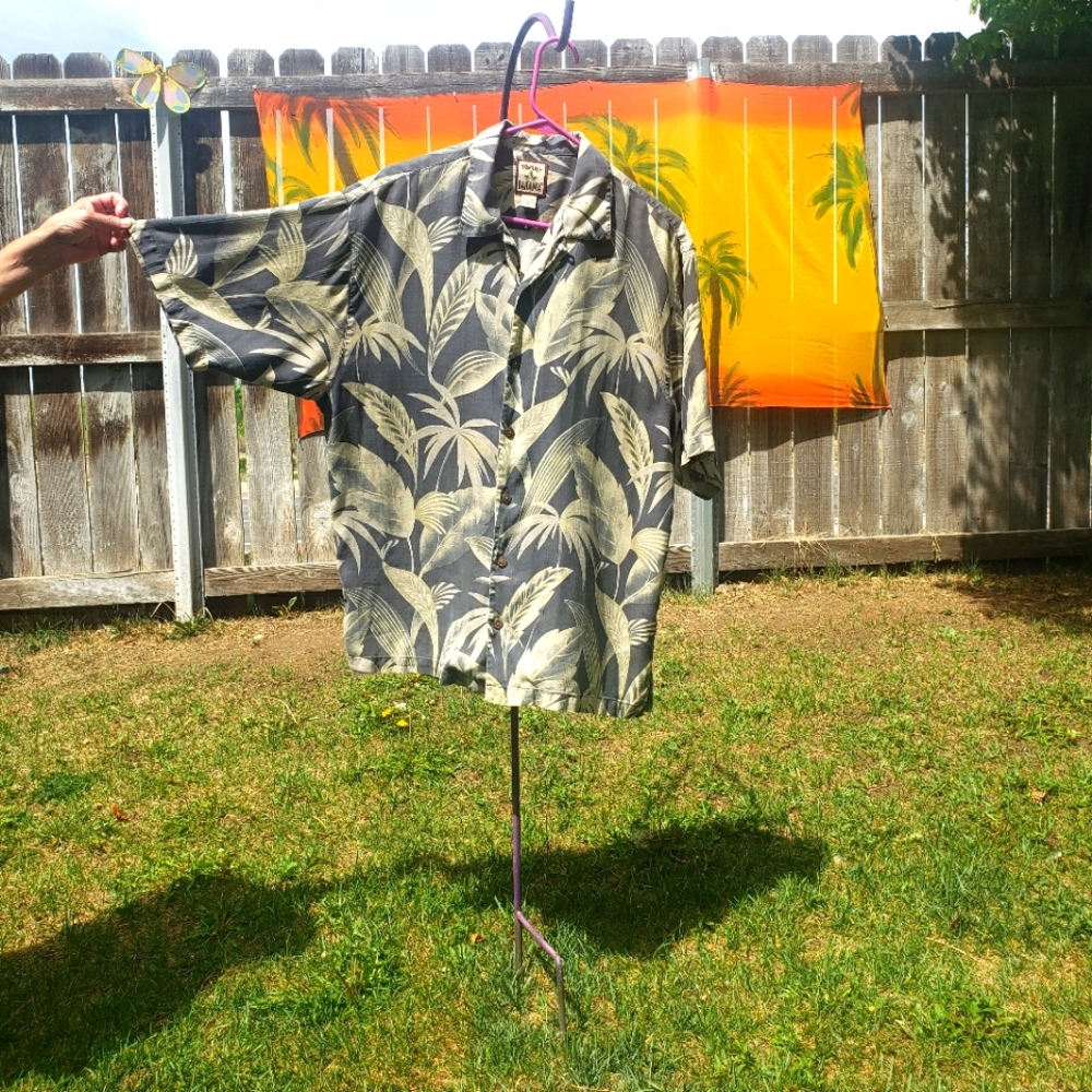 Tommy Bahama Vintage Men's Hawaiian Shirt